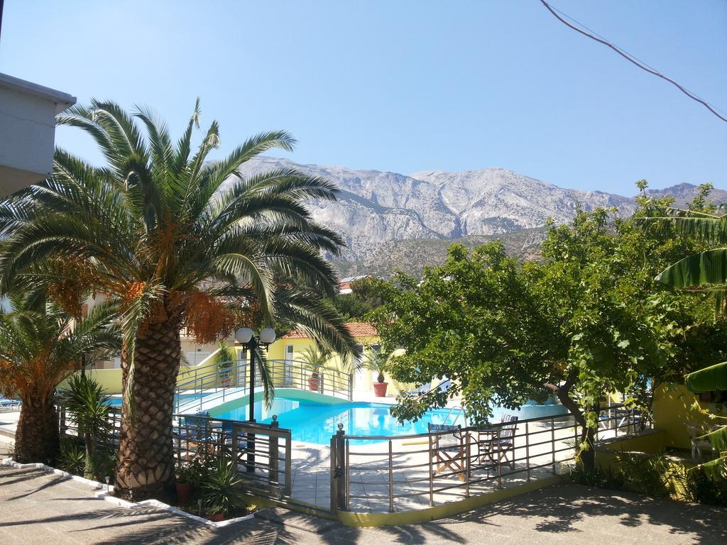 Hotel Mando Marathokampos Bagian luar foto