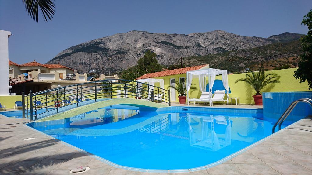 Hotel Mando Marathokampos Bagian luar foto