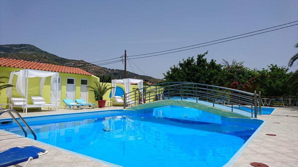 Hotel Mando Marathokampos Bagian luar foto