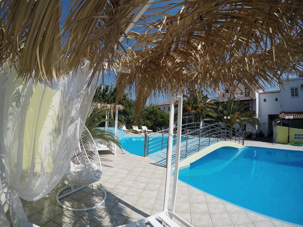 Hotel Mando Marathokampos Bagian luar foto