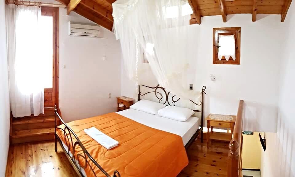 Hotel Mando Marathokampos Bagian luar foto