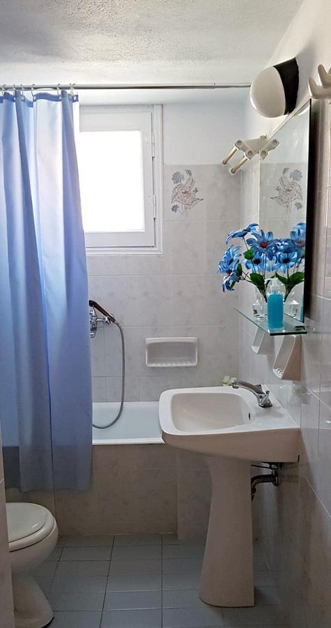 Hotel Mando Marathokampos Bagian luar foto