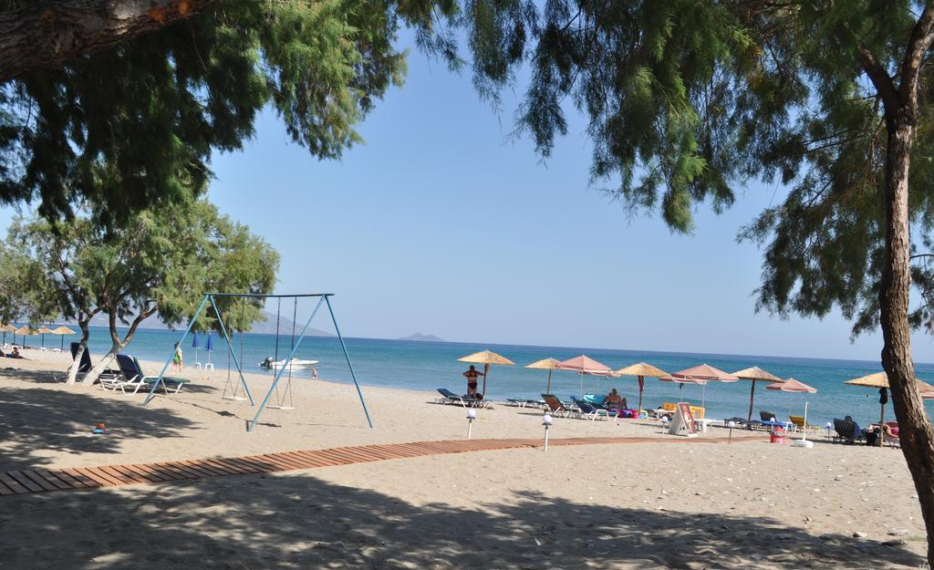 Hotel Mando Marathokampos Bagian luar foto