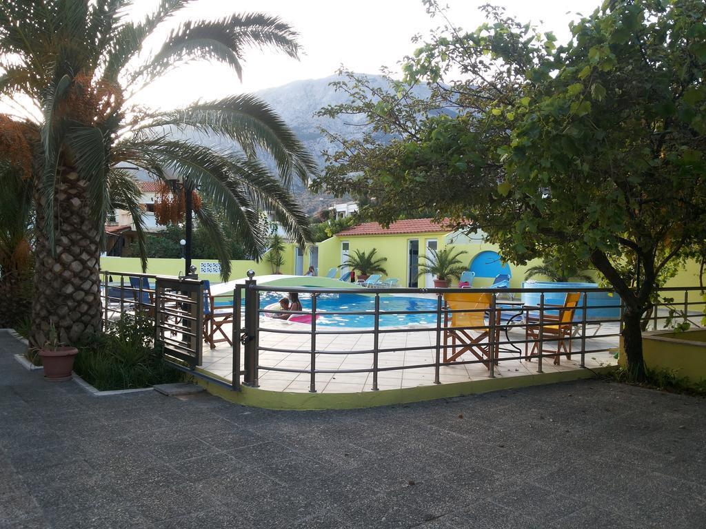 Hotel Mando Marathokampos Bagian luar foto